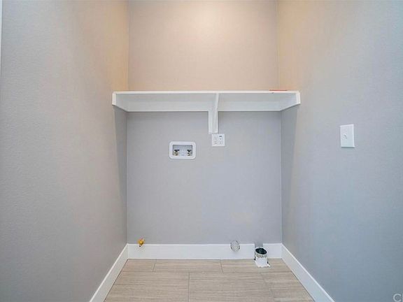 2nd image of 850 W 165th Pl #850