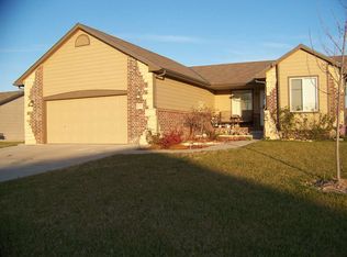 11110 W Hollywood St, Wichita, KS 67215