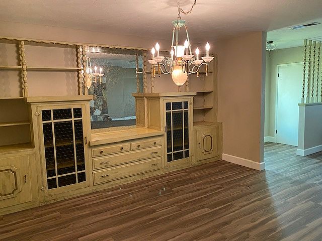2nd image of 3736 E Rose Ave