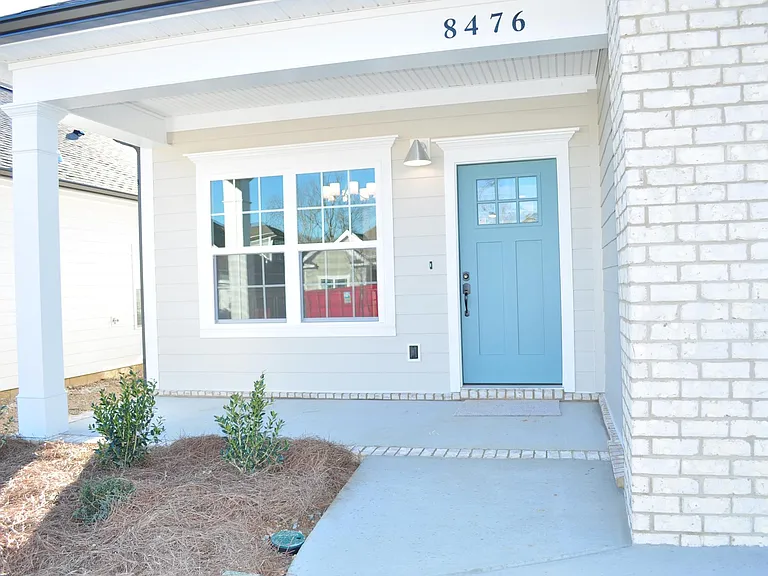 8476 Cherrybark Ln — Photo 2