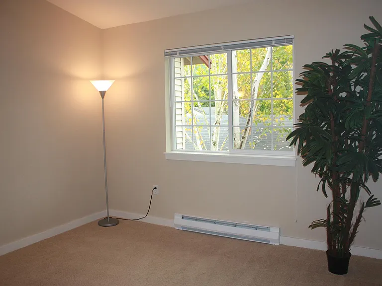 25025 SE Klahanie Blvd #G202 — Photo 7