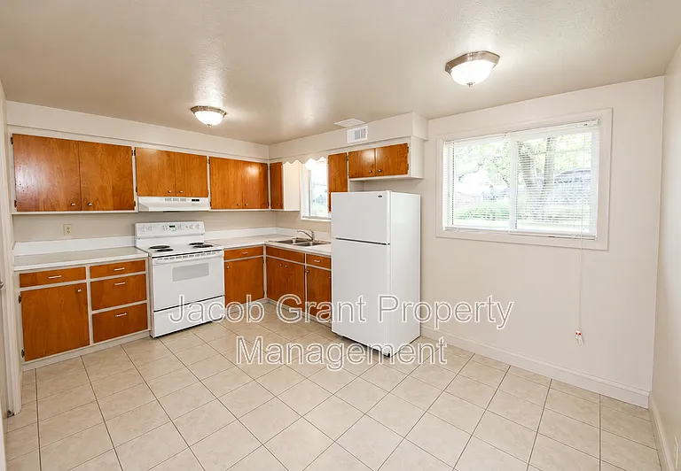 756 Wayne Ave #4 — Photo 7