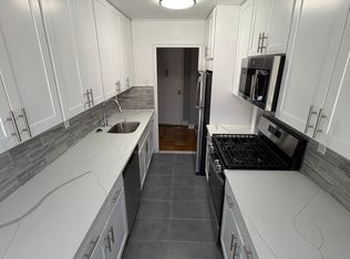 (Undisclosed Address), Fresh Meadows, NY 11365