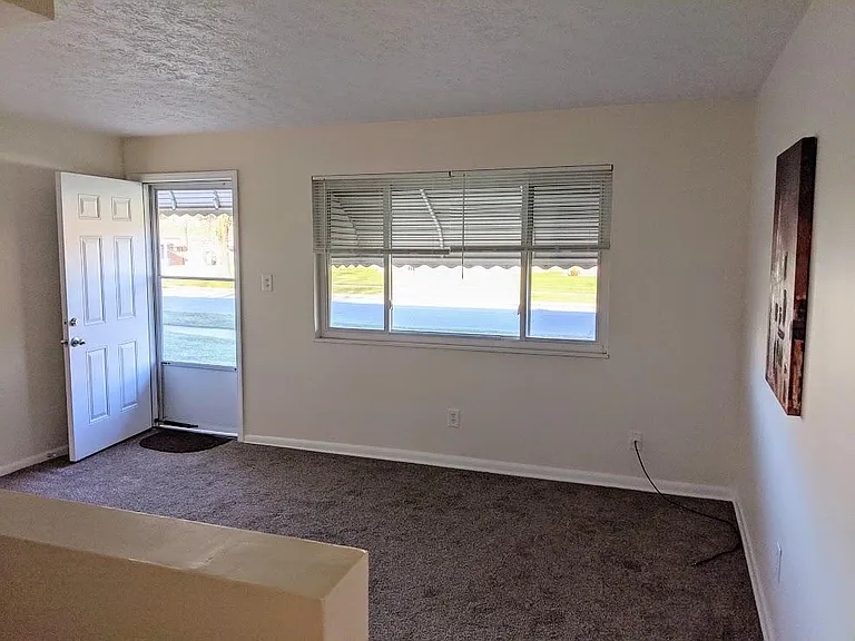 1592 Ridgewick Dr — Photo 11