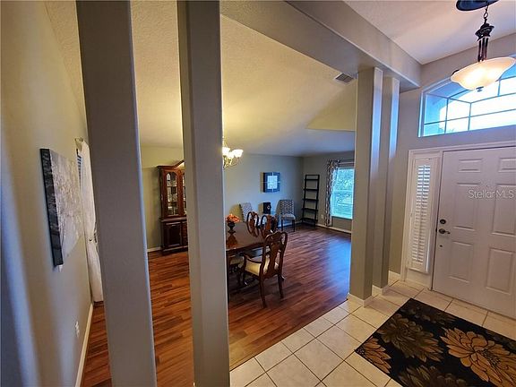 4th image of 2133 Briarcliff Cir