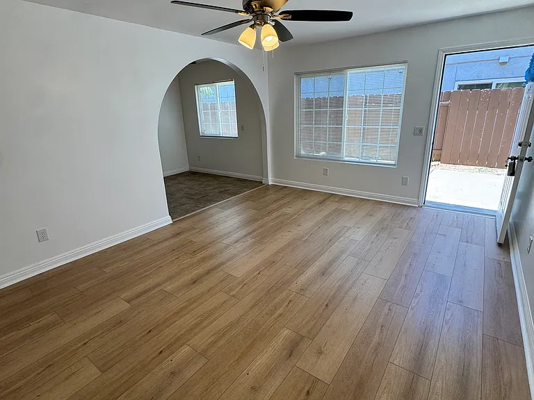 717 Boulevard Ave — Photo 2