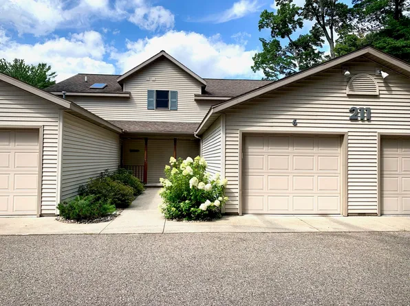 211 White Deer Trl, Prudenville, MI 48651