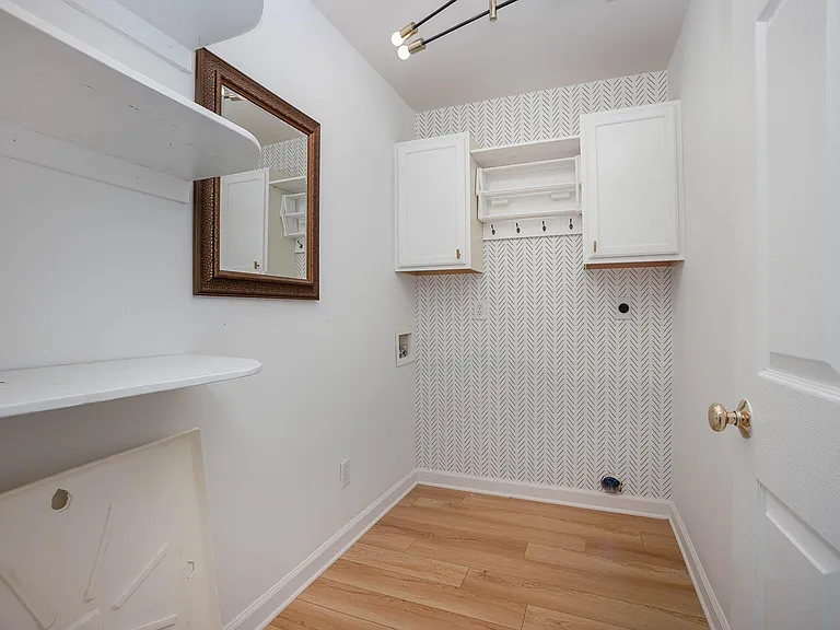130 Fenner Ln — Photo 12