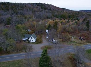 90 Cedar St, Grand Manan, NB E5G2C2