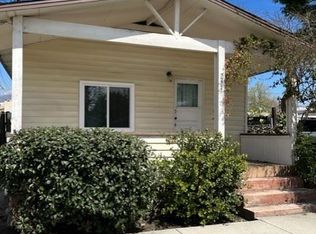 251 E 8th St, Upland, CA 91786