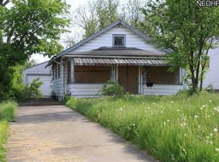 977 Cameron Ave, Youngstown, OH