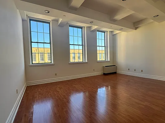 Rented by Horowitz Real Estate | media 3