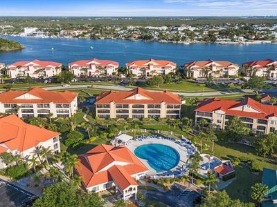 445 Bouchelle Dr APT 301, New Smyrna Beach, FL, 32169