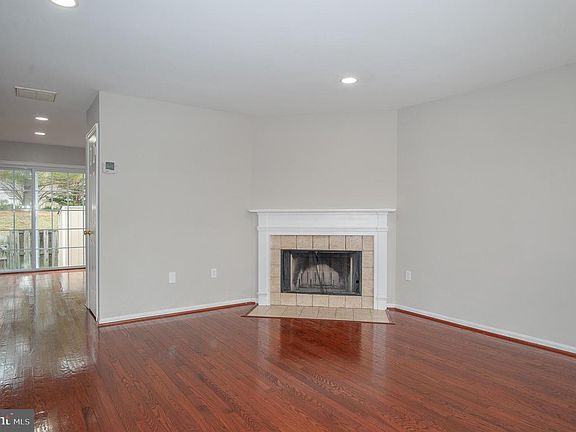 2nd image of 6558 Old Carriage Dr