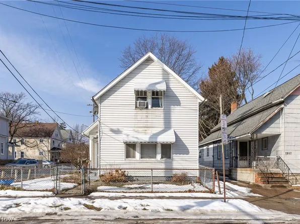 3180 W 46th St, Cleveland, OH 44102