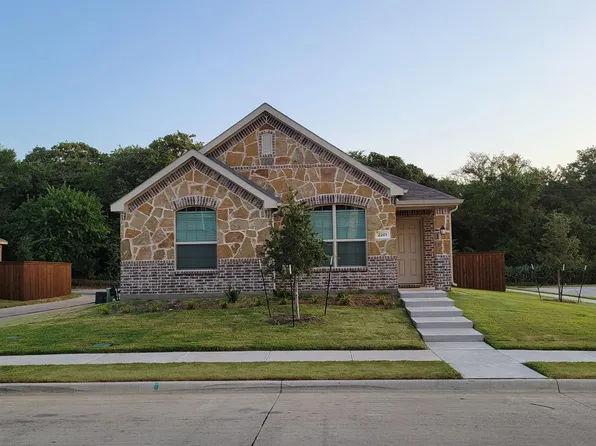 2201 Obsidian Dr, Aubrey, TX 76227