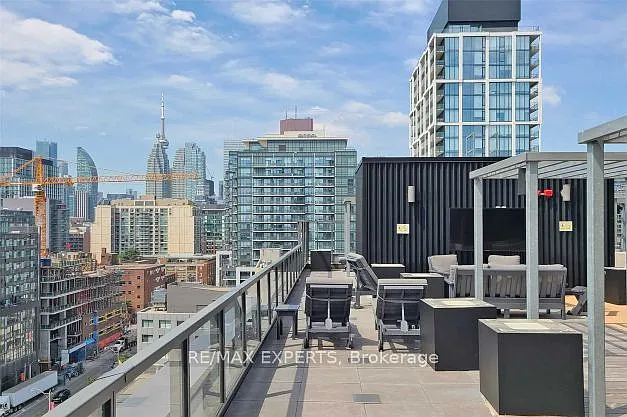120 Parliament St #902 — Photo 36
