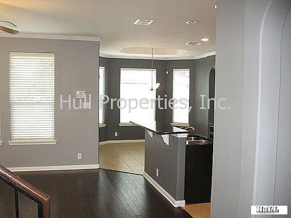 3rd image of 885 Heritage Springs Trl