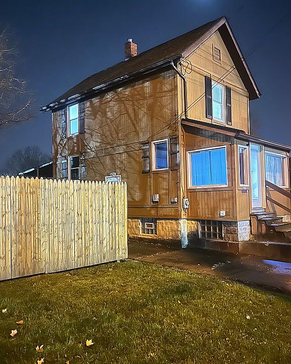 1st image of 500 Morgan Ave