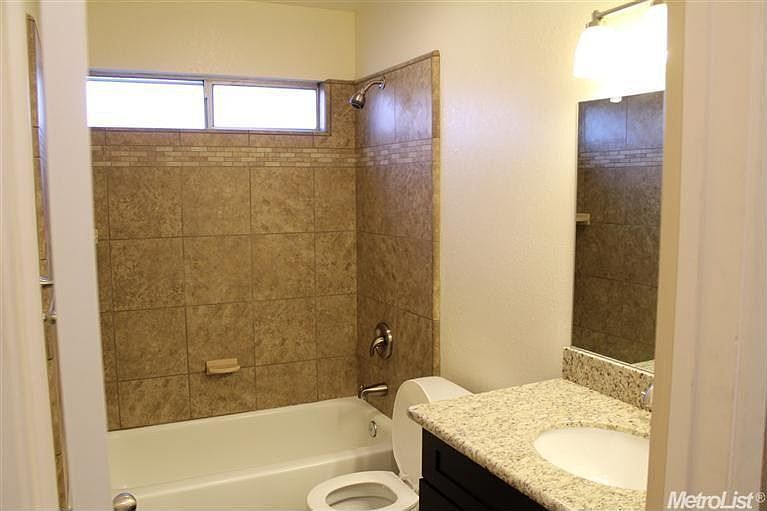1st image of 5911 Woodglade Ave