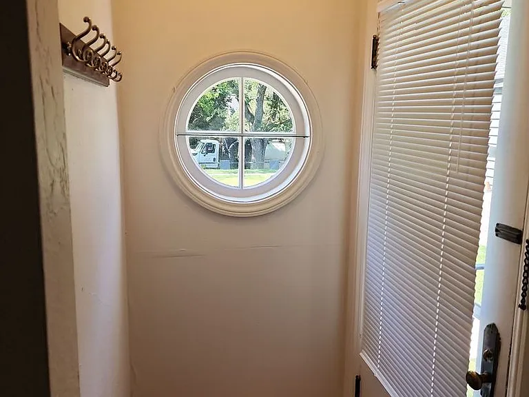 We have the wonderful 2bed/1bath you've been waiting for! — Photo 5