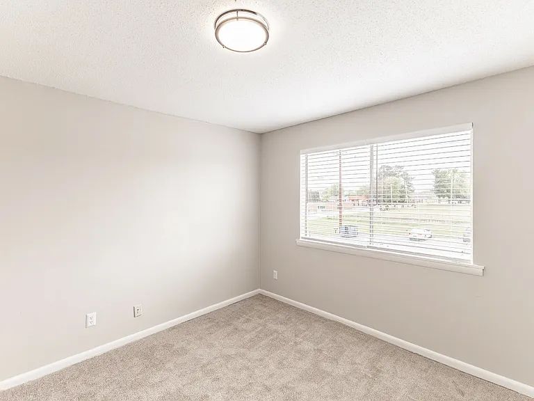 Beltline Villas Apartments — Photo 14