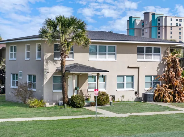 205 11th Ave N #3, Jacksonville Beach, FL 32250