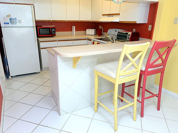 4th image of 6905 Thomas Dr Unit 904