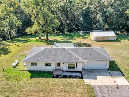 8325 Folks Rd, Hanover, MI 49241