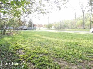 942 Division St, Owosso, MI 48867