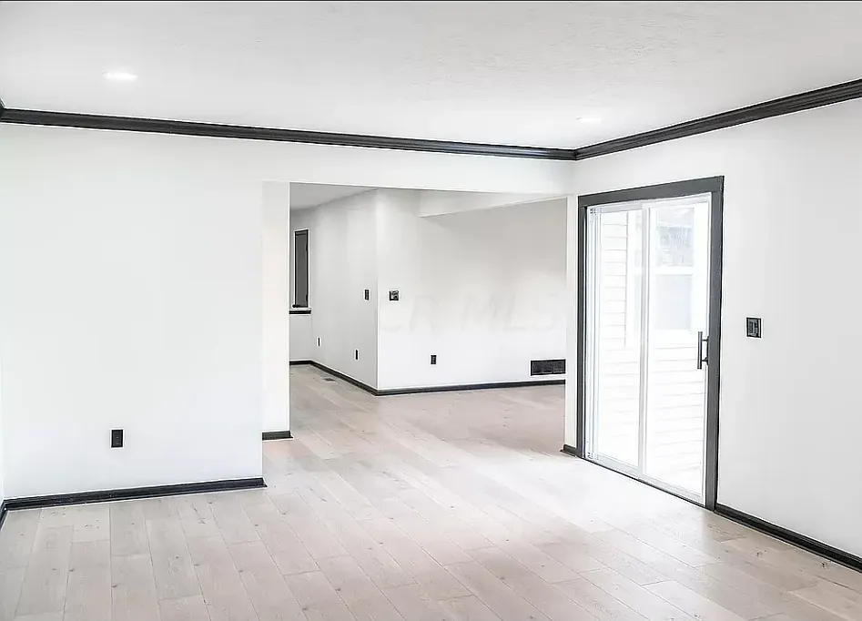3 bed, 2.5 bath, 1600 sqft, $2,250 — Photo 4
