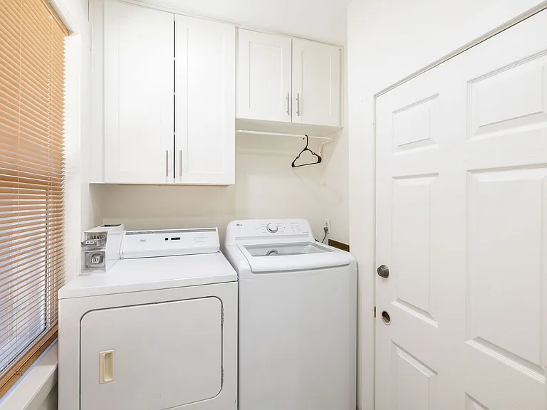 Shared And Private Rooms - Man Cave In Rexburg — Photo 13