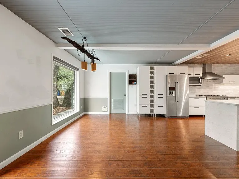 1003 Minda Dr — Photo 14