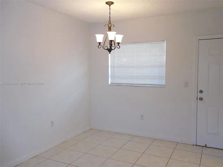 2790 NE 201st Ter #H101 — Photo 3