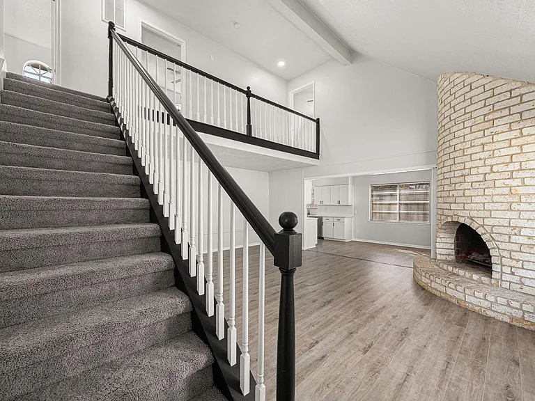 2907 Boulder Creek Dr — Photo 16