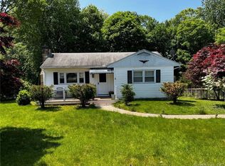 26 Mabel Ave, Danbury, CT 06811