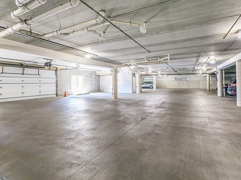 Parking Garage