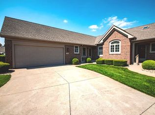 1366 Pebble Ct, Goshen, IN 46528