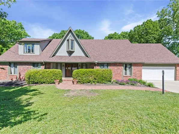 616 NW 42nd Ter, Kansas City, MO 64116