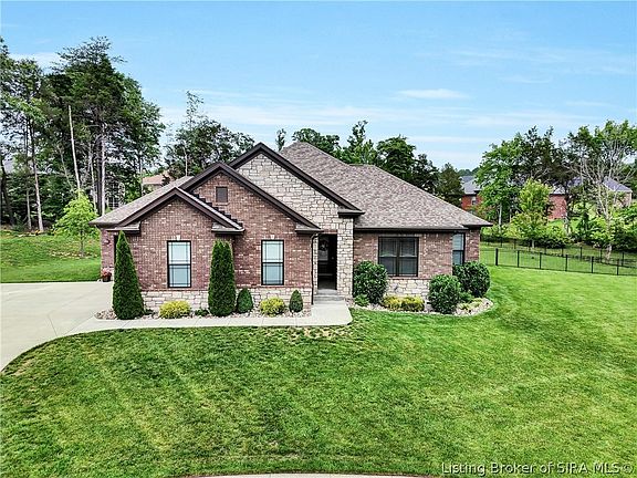 2nd image of 1709 West Bend