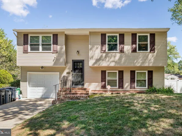 12506 Sturdee Dr, Upper Marlboro, MD 20772