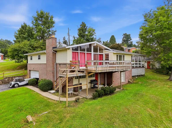 2 Hamill Rd, Huntington, WV 25701