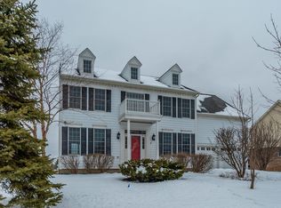 56 Tournament Dr S, Hawthorn Woods, IL 60047