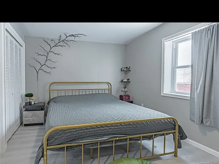 44-52 Webster St #2 — Photo 3