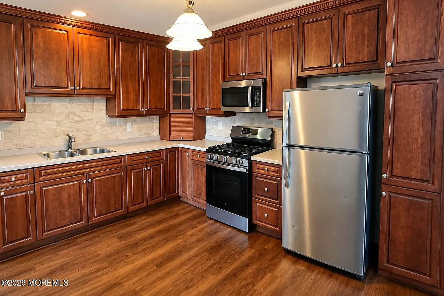 2 bed, 1592 sqft, $3,000 — Photo 1