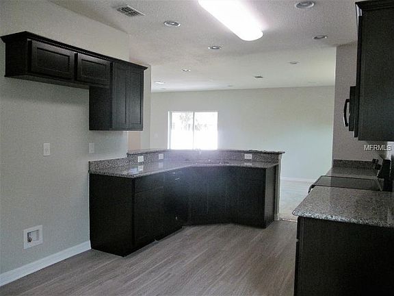 3rd image of 3618 N Salford Blvd