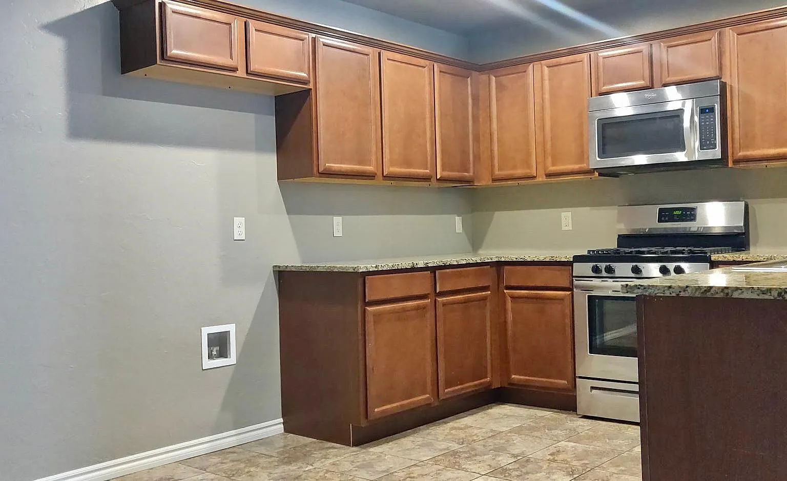 3 bed, 1250 sqft, $1,495 — Photo 4