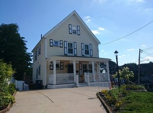 160 Weld St, West Roxbury, MA 02132