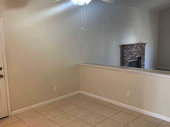 3rd image of 719 Glen Miller Dr