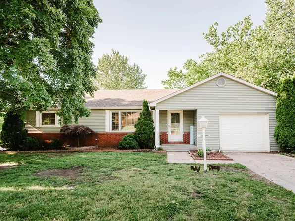 501 W Adamson Street, Miller, MO 65707